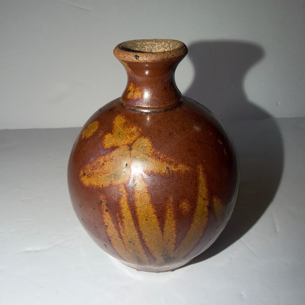 Studio Art Pottery Cream Brown Vase Artist Signed 4.5" Height